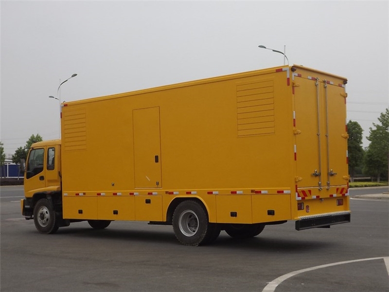 兴宁发电车出租- 柴油发电机油箱怎么清洗