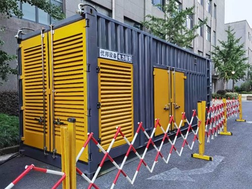 兴宁如何使用转速表检查发动机的转速？